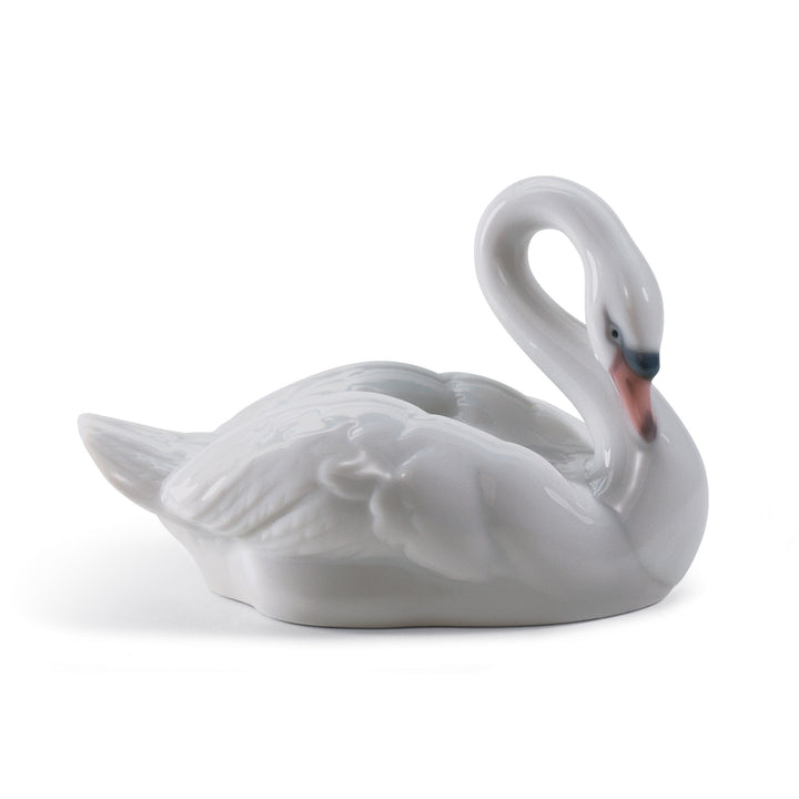 Lladro Elegant Swan Figurine - 01008271