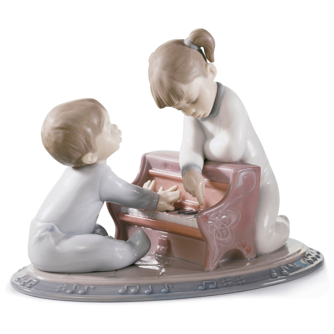 Lladro First Melodies Children Figurine - 01008292