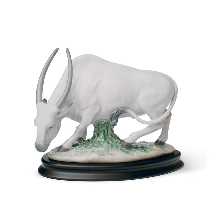 Lladro The Ox Figurine - 01008369