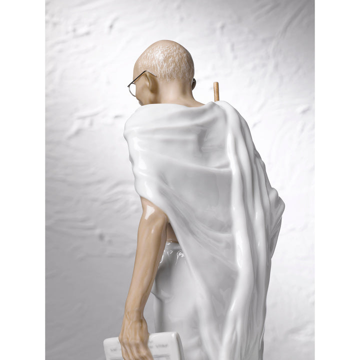 Image 6 Lladro Mahatma Gandhi Figurine - 01008417