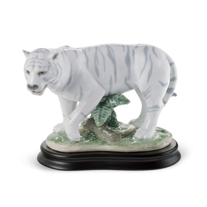 Lladro The Tiger Figurine - 01008465