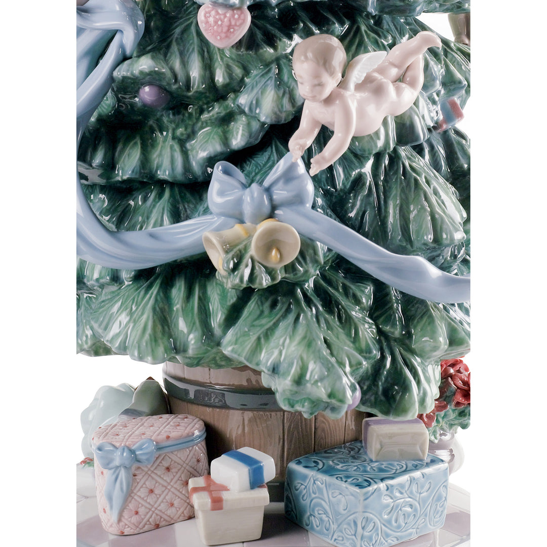 Image 2 Lladro Great Christmas Tree Figurine. Limited Edition - 01008477