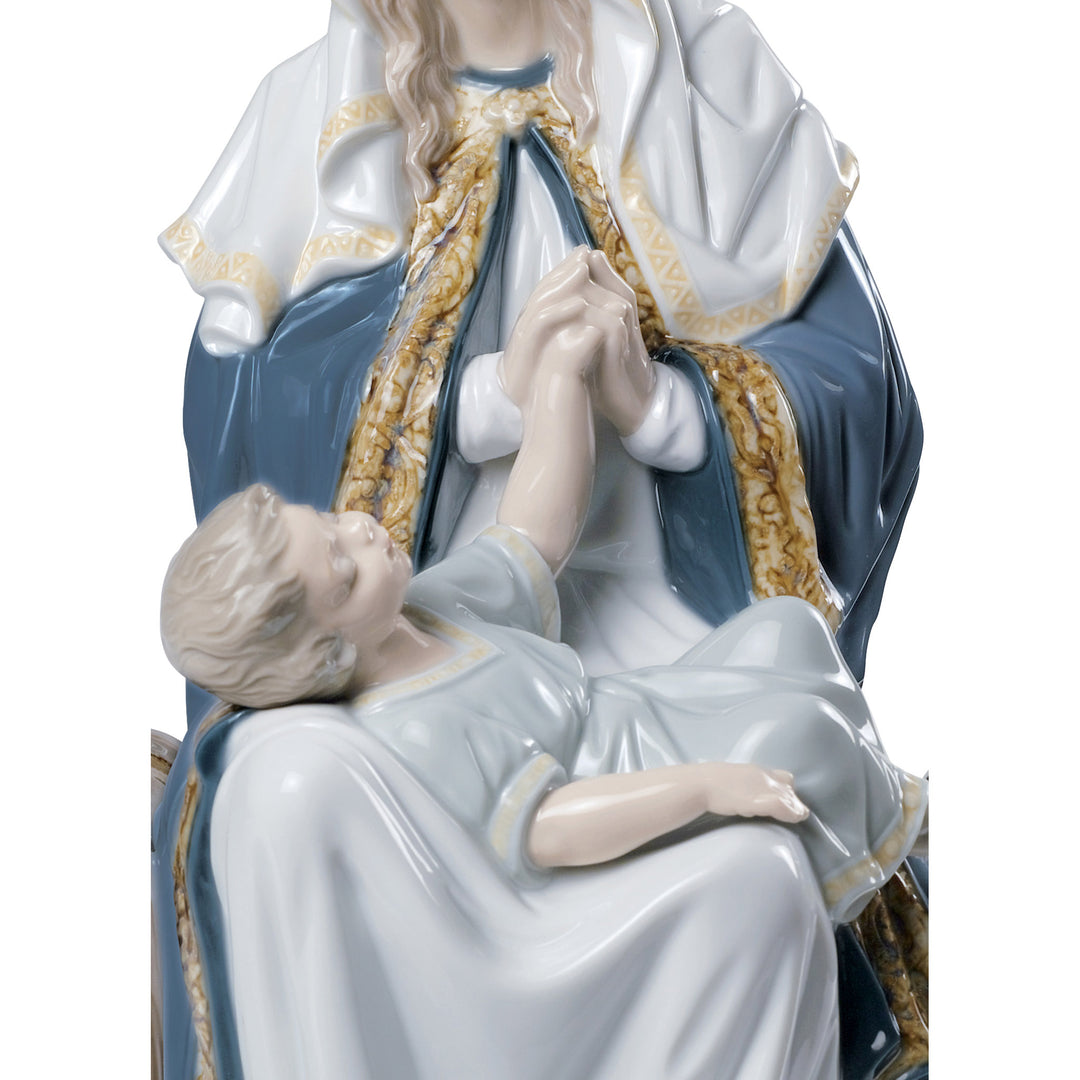 Image 2 Lladro Our Lady of Divine Providence Figurine - 01008479