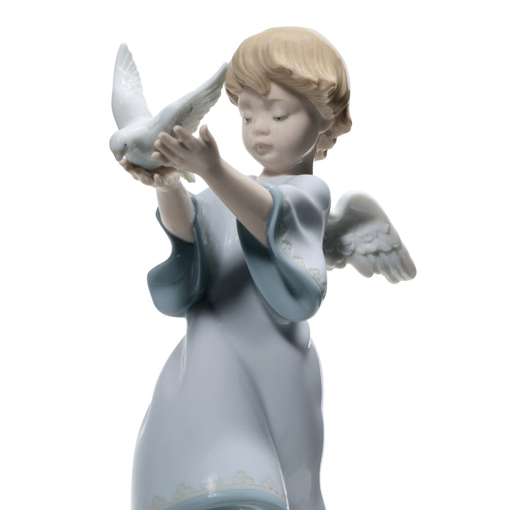 Image 2 Lladro Peace on Earth Angel Figurine - 01008533
