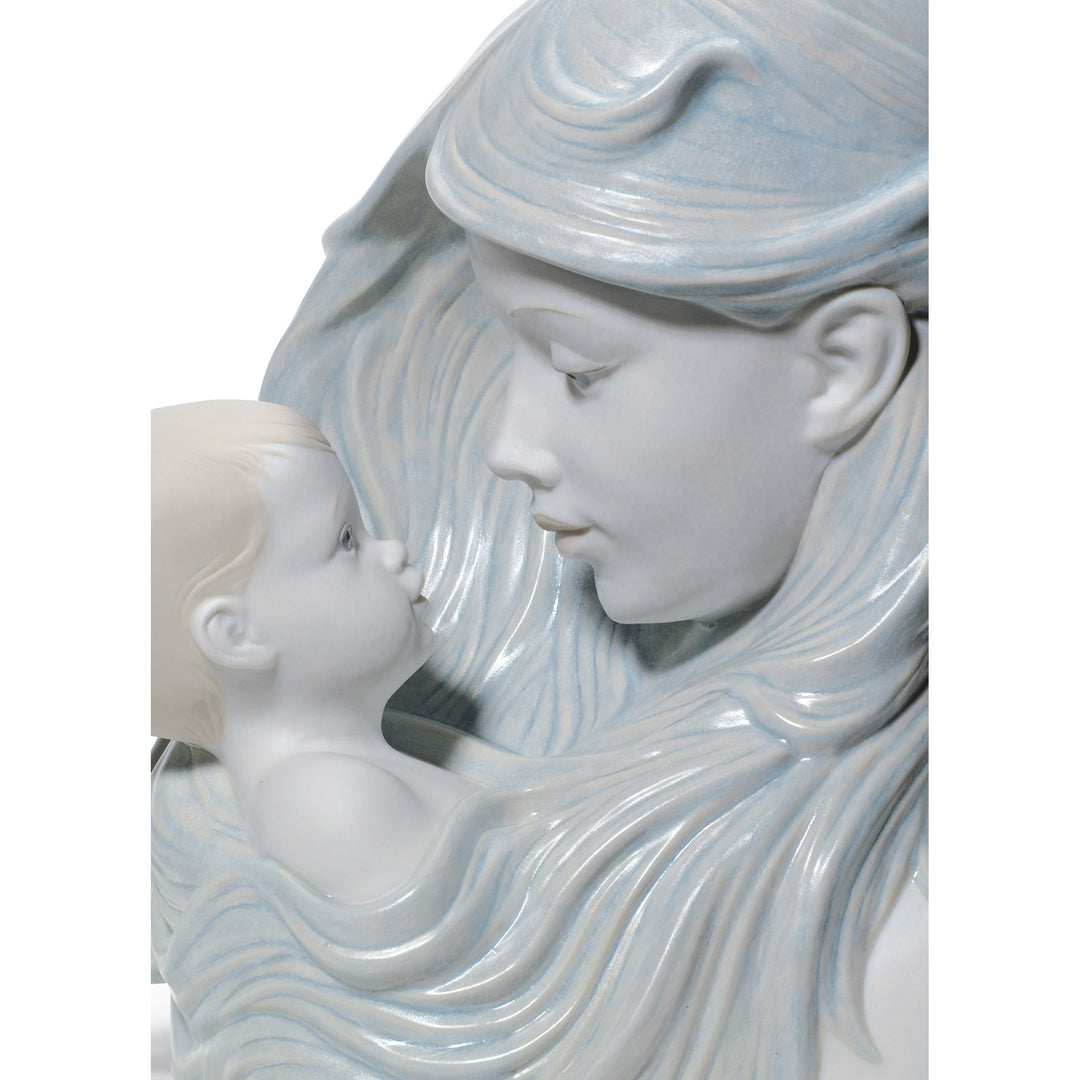 Image 2 Lladro Sweet Caress Mother Figurine - 01008582