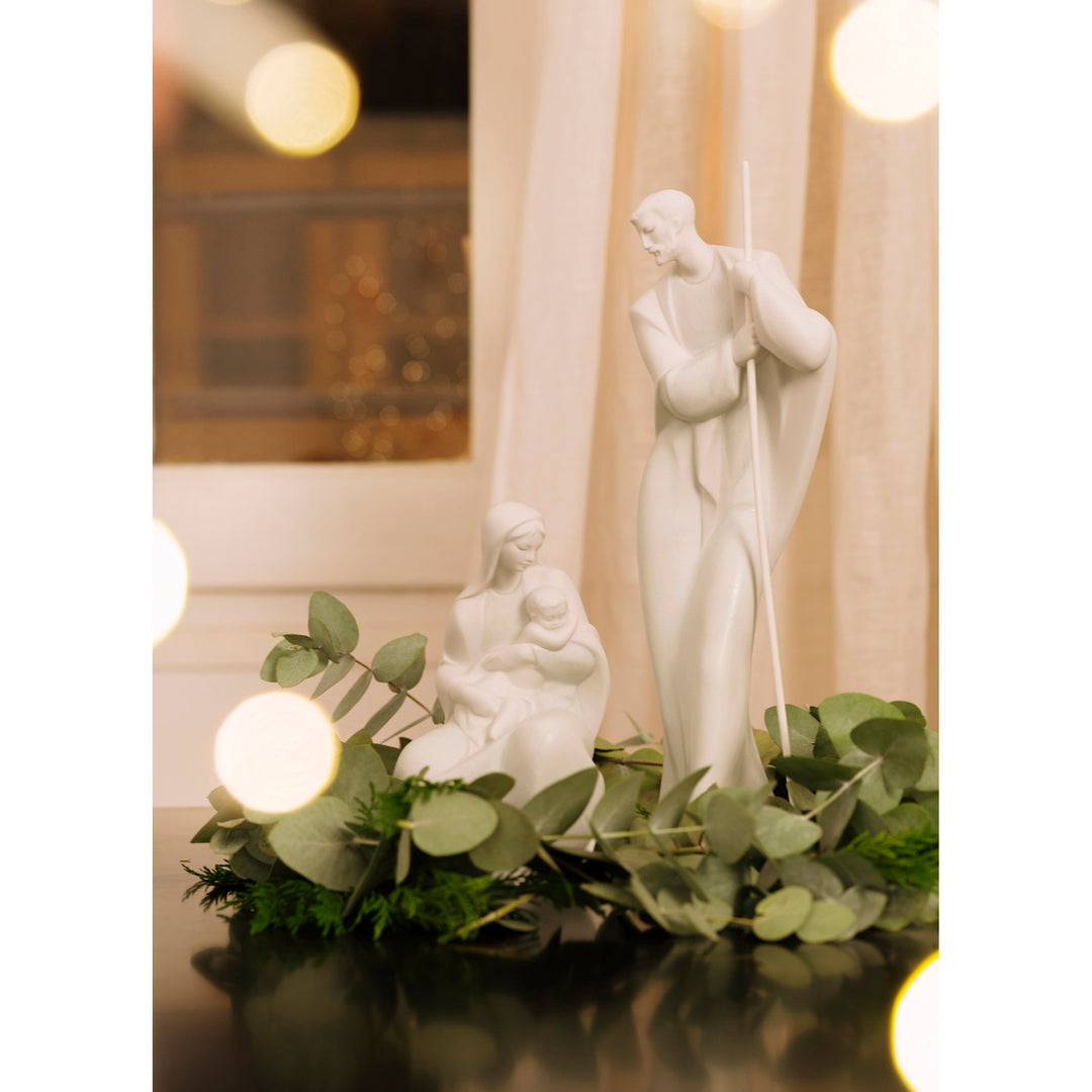 Image 3 Lladro Blessed Father Nativity Figurine - 01008588