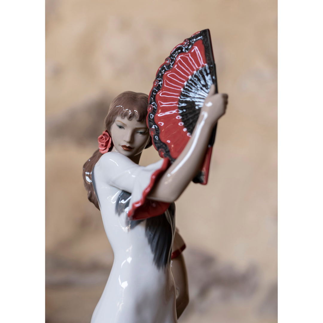 Image 4 Lladro Passion and Soul Flamenco Woman Figurine. 60th Anniversary. Red - 01008683