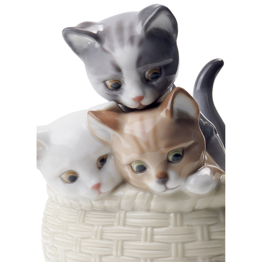 Image 2 Lladro Curious Kittens Figurine - 01008693