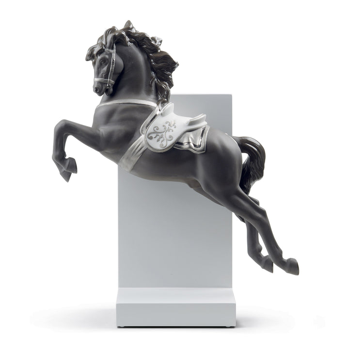 Lladro Horse on Pirouette Figurine. Silver Lustre - 01008720
