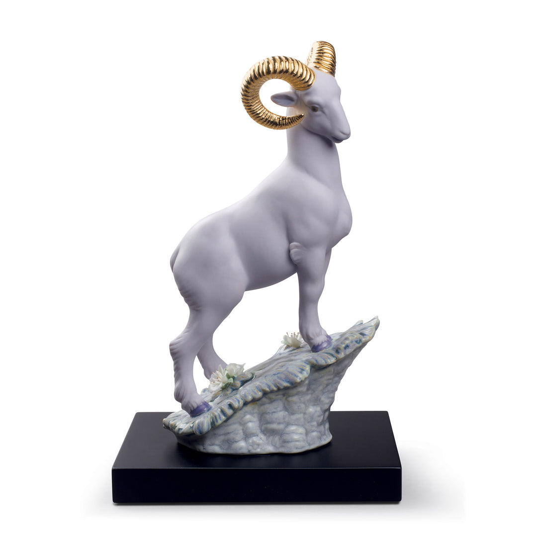 Lladro The Goat Figurine. Limited Edition - 01008792