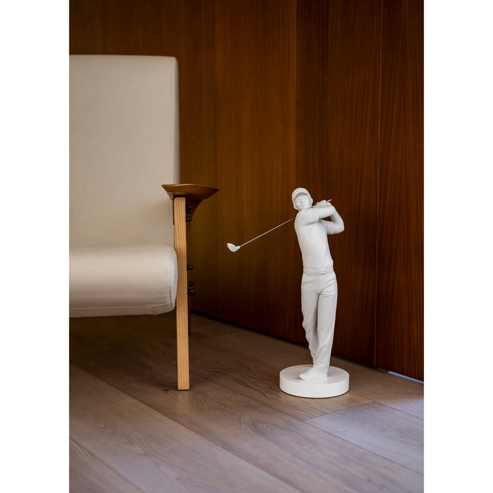 Image 2 Lladro Golf Champion Man Figurine. White - 01009132