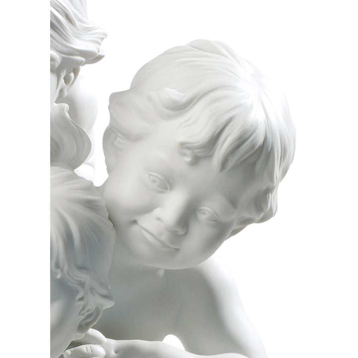 Image 4 Lladro Children's Curiosity Figurine - 01009174