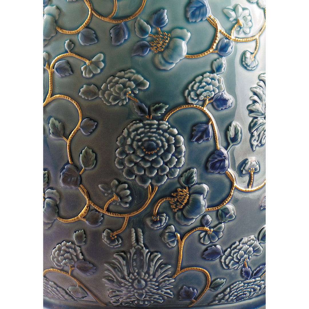 Image 5 Lladro Peonies Vase. Golden Lustre - 01009211