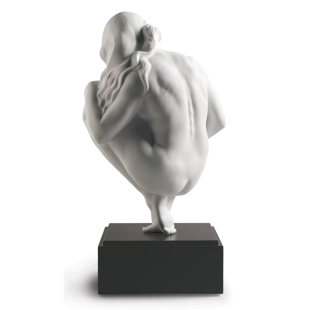 Image 3 Lladro Love's Bond Mother Figurine - 01009224