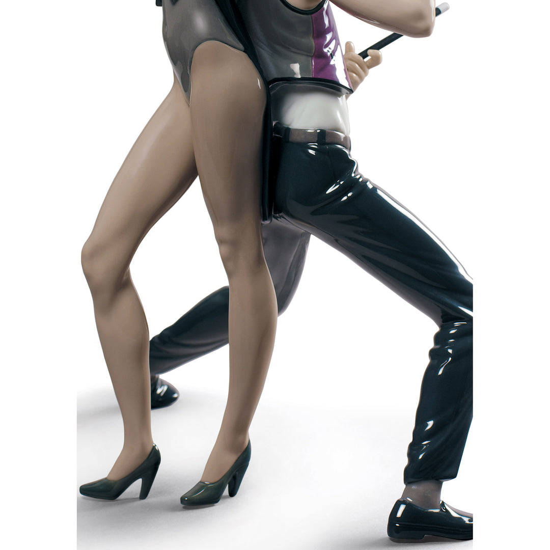 Image 3 Lladro All That Jazz Dancing Couple Figurine - 01009244