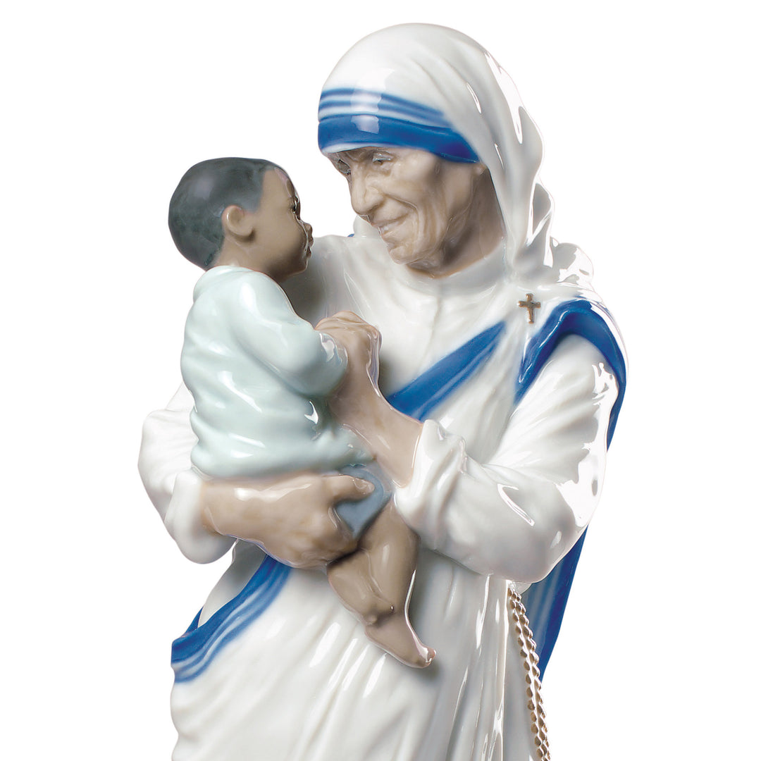 Image 2 Lladro Mother Teresa of Calcutta Figurine - 01009247