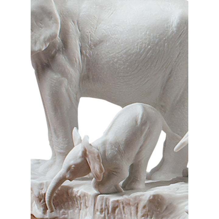 Image 4 Lladro African Savannah Wild Animals Sculpture. White - 01009275