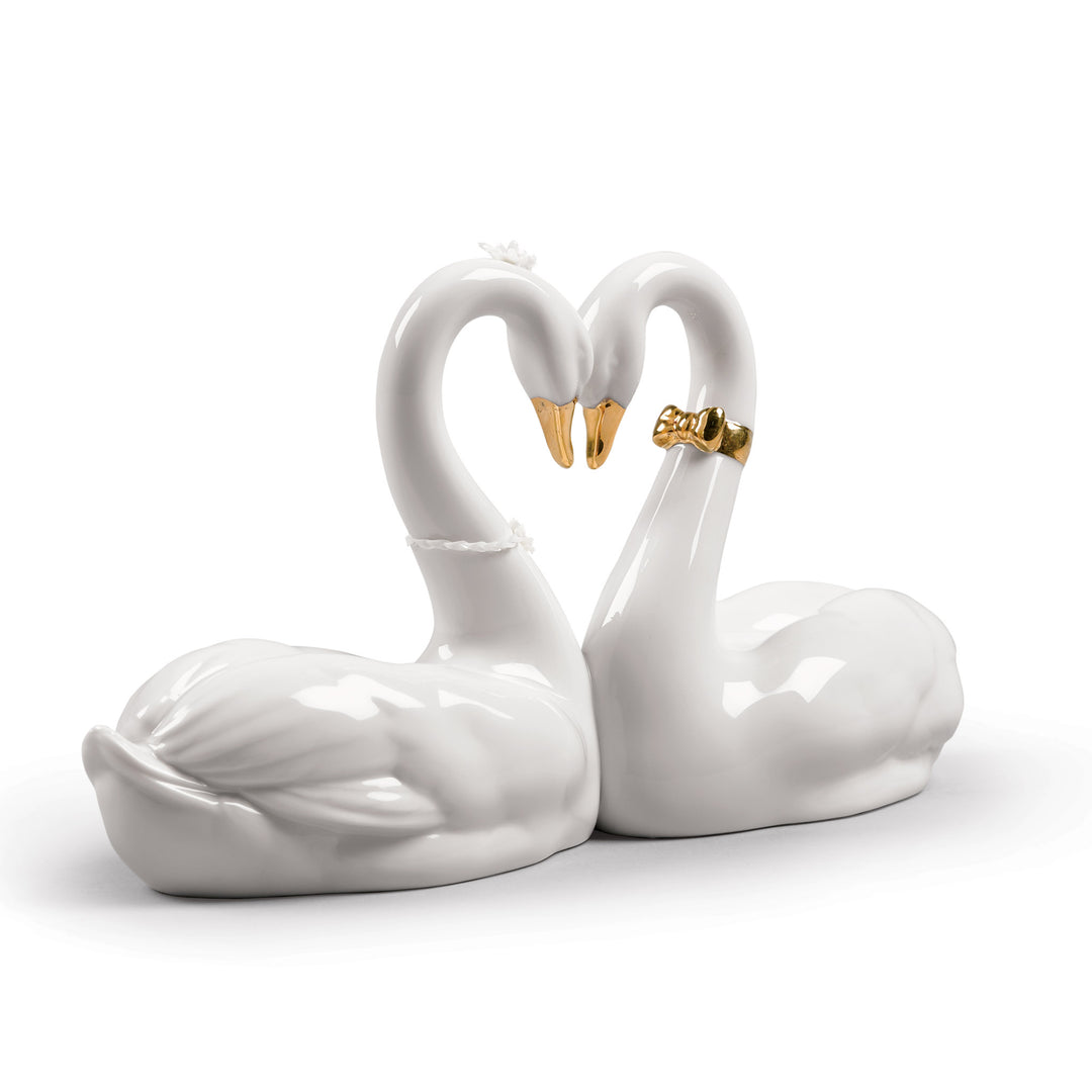 Image 2 Lladro Endless Love Swans Figurine. Golden Luster - 01009304