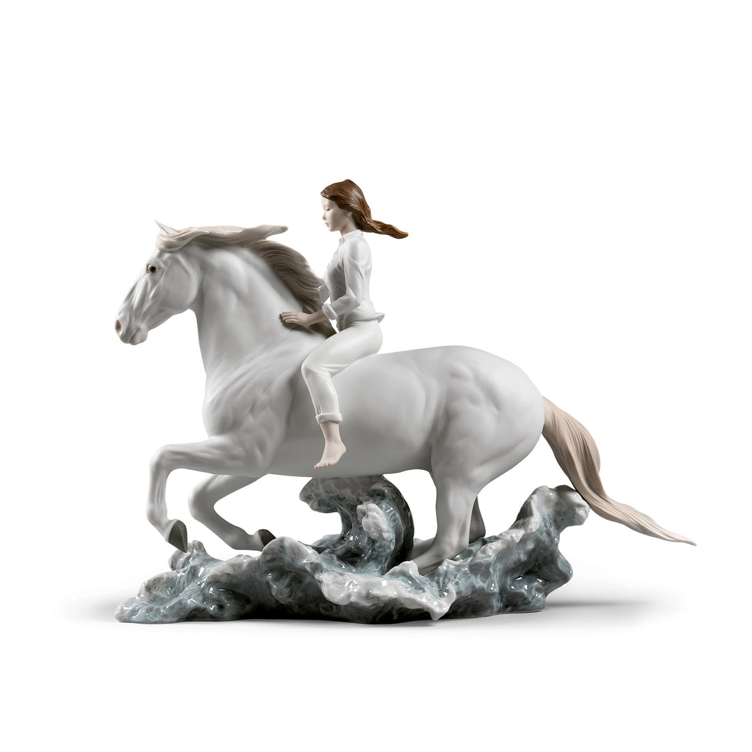 Image 2 Lladro Riding her horse on the seashore Horse & Woman Figurine - 01009371