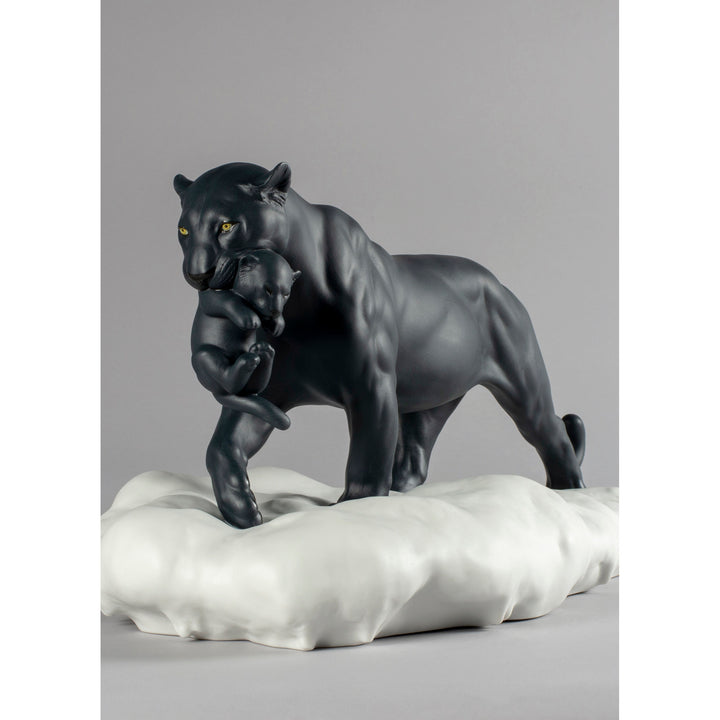 Image 4 Lladro Black Panther with Cub Figurine - 01009382