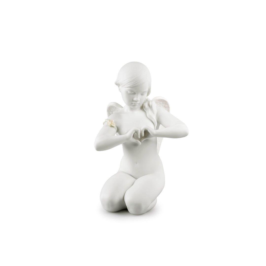 Lladro Heavenly Heart Angel Figurine - 01009444