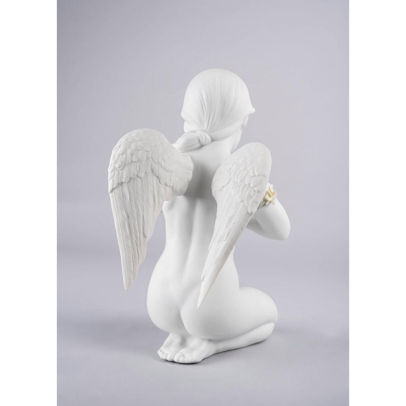 Image 3 Lladro Heavenly Heart Angel Figurine - 01009444