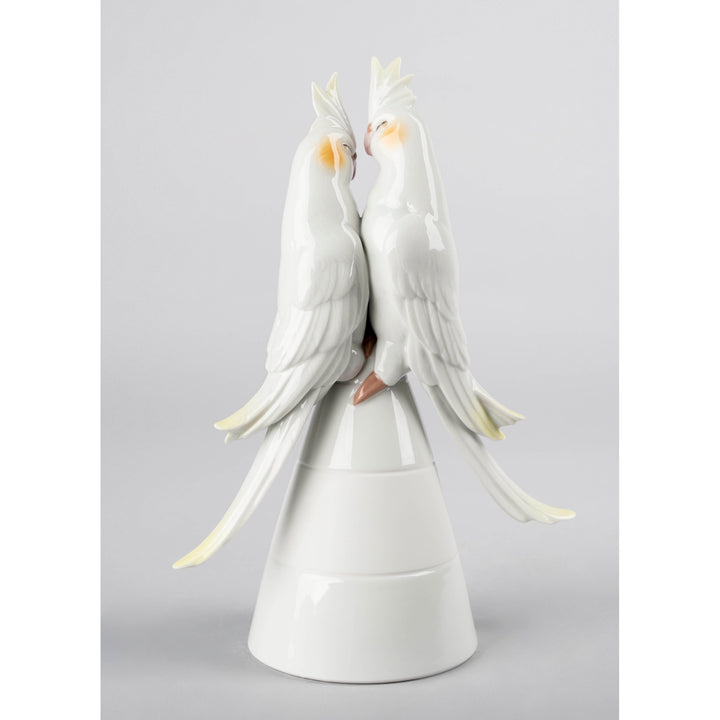 Image 4 Lladro Nymphs in Love Figurine - 01009447