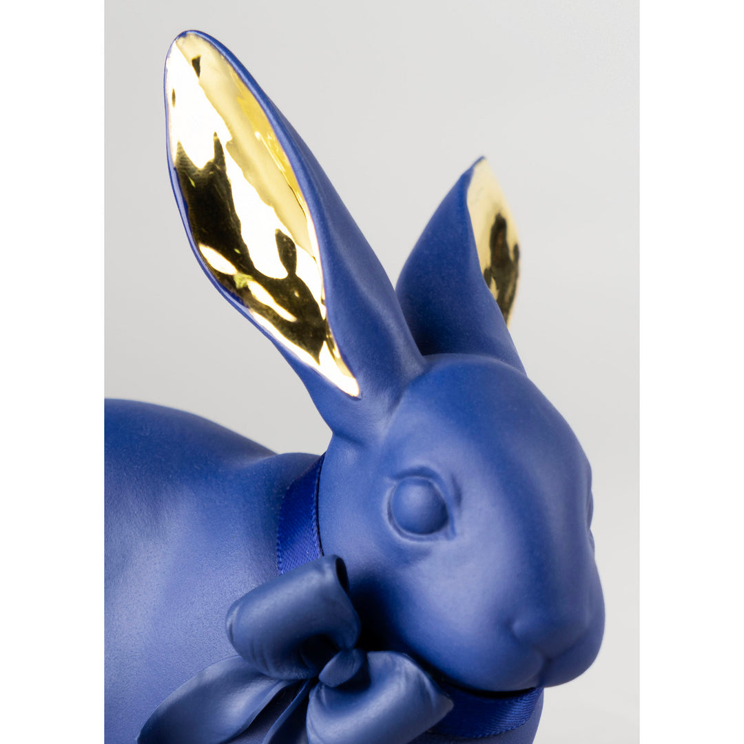 Image 3 Lladro Attentive Bunny. Blue-Gold - 01009448