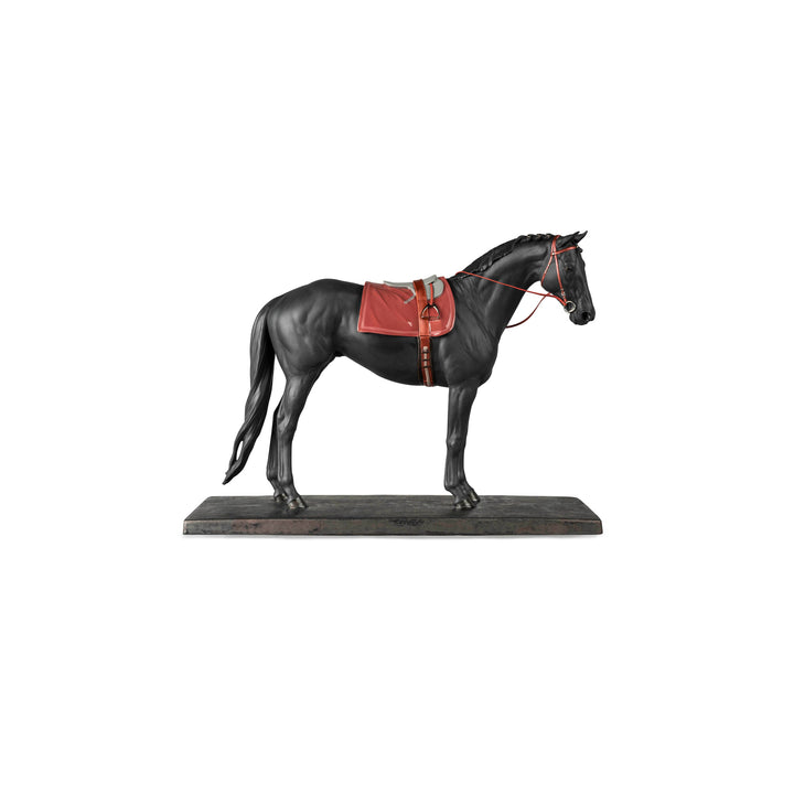 Lladro English Purebred Horse Sculpture - 01009469