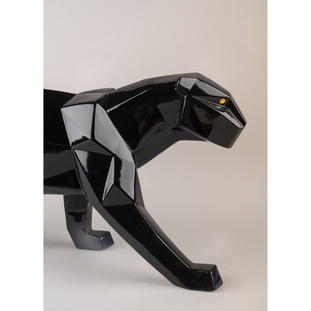 Image 5 Lladro Panther Figurine. Glazed Black - 01009496
