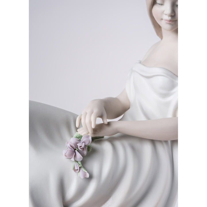 Image 8 Lladro In her Thoughts Woman Figurine - 01009537