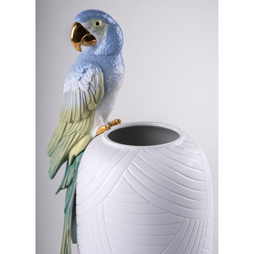 Image 8 Lladro Macaw Bird Vase - 01009540