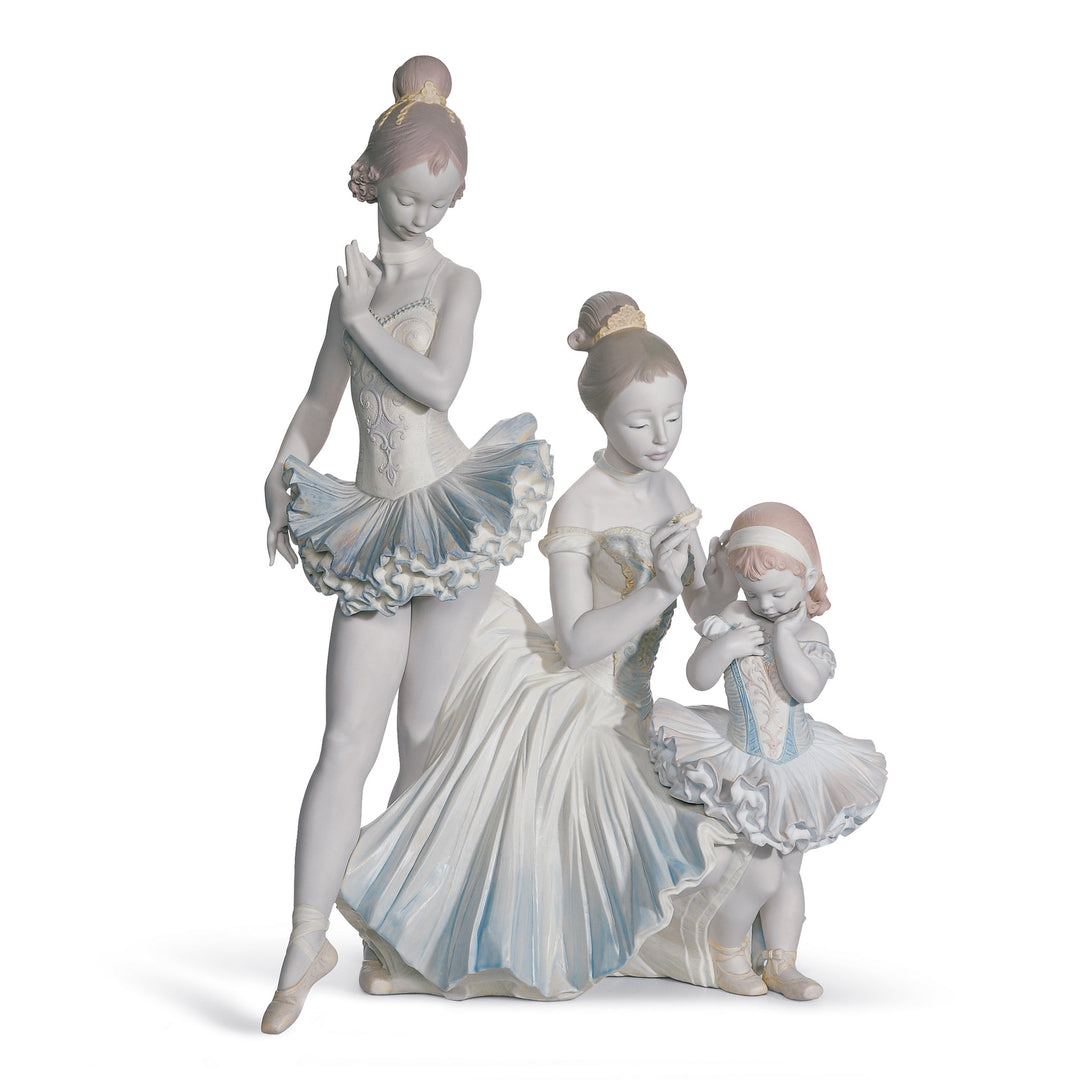 Lladro Love for Ballet Dancers Sculpture. Limited Edition - 01011893