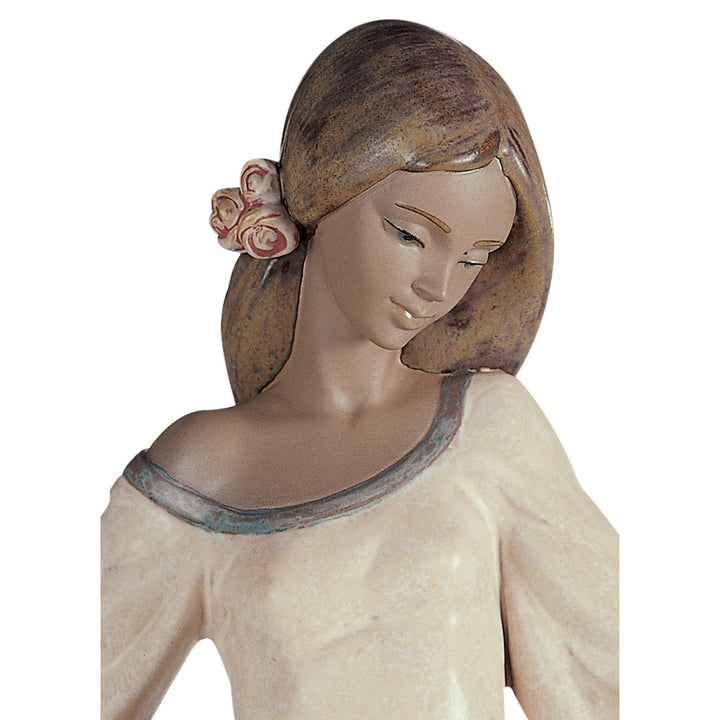 Image 5 Lladro Seasonal Gifts Woman Figurine - 01012229