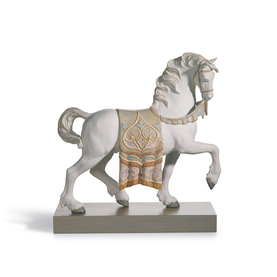 Lladro A Regal Steed Sculpture - 01012497