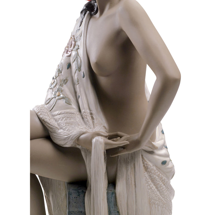 Image 3 Lladro Nude with Shawl Woman Figurine - 01012536