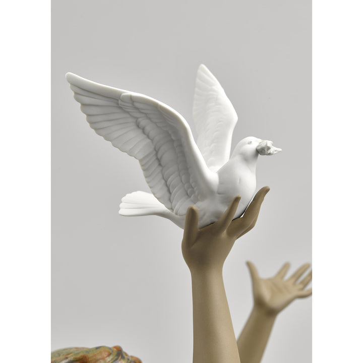 Image 8 Lladro Peace Offering Woman Figurine. Gres - 01013559