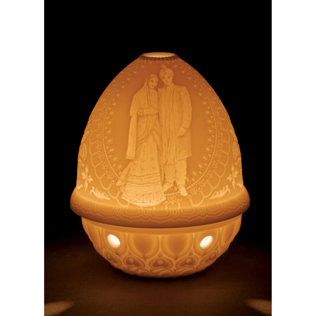 Image 2 Lladro Indian Wedding Lithophane - 01017361