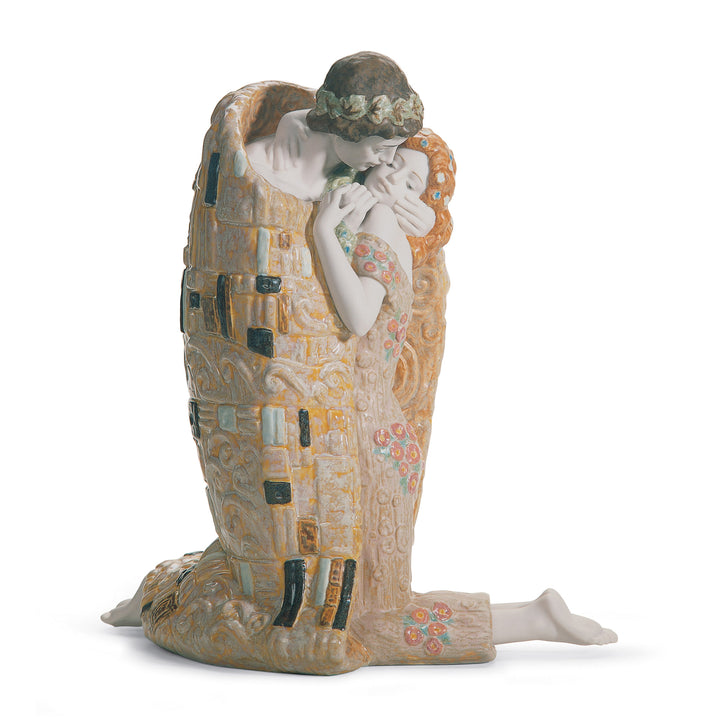 Lladro The Kiss Couple Sculpture - 01018204