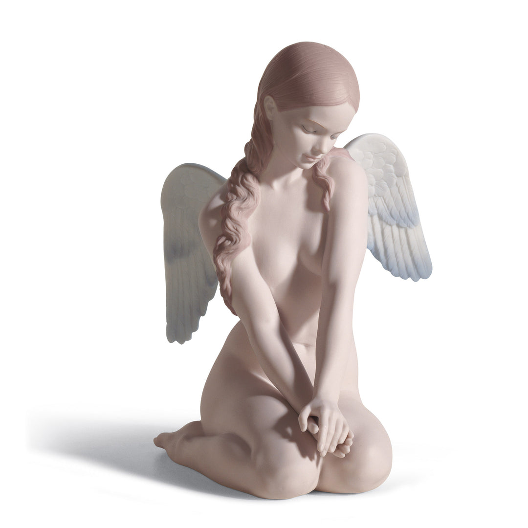Lladro Beautiful Angel Figurine - 01018235