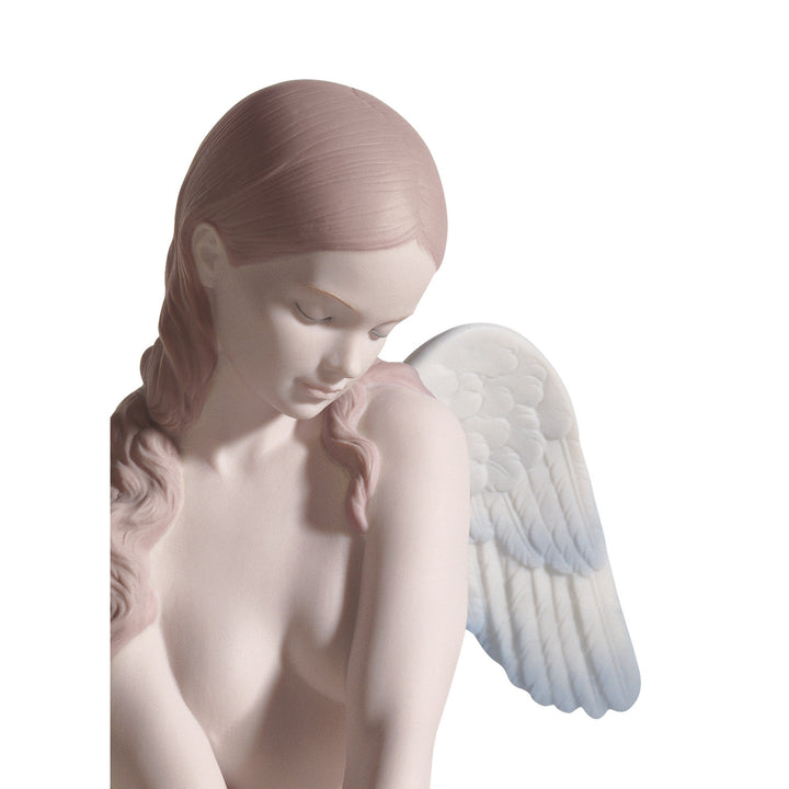 Image 2 Lladro Beautiful Angel Figurine - 01018235