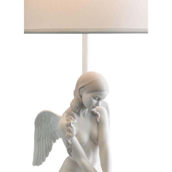Image 3 Lladro Beautiful Angel Table Lamp (US) - 01023030