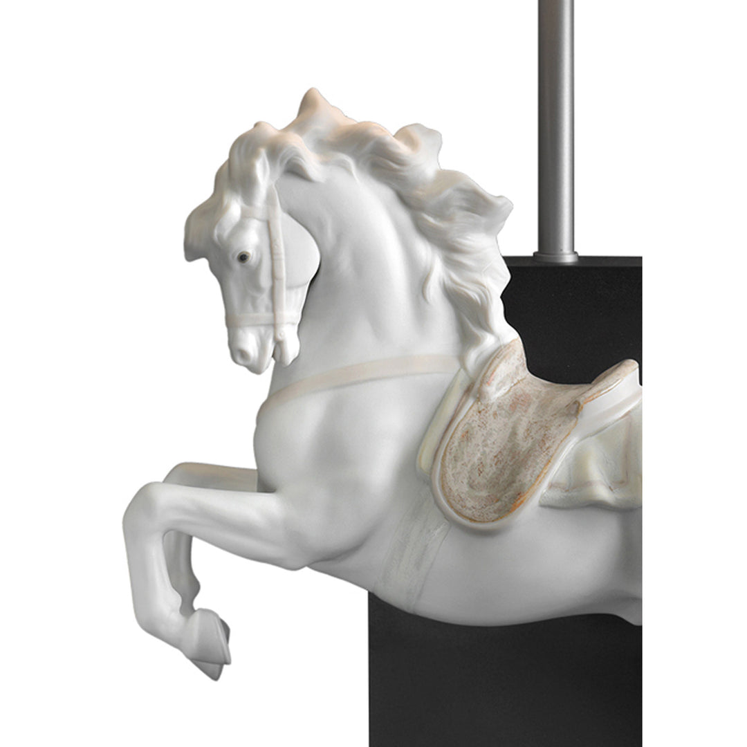 Image 2 Lladro Horse on Pirouette Table Lamp (US) - 01023062
