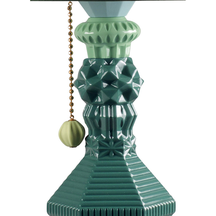 Image 4 Lladro Belle de Nuit Table Lamp. Green (US) - 01023242