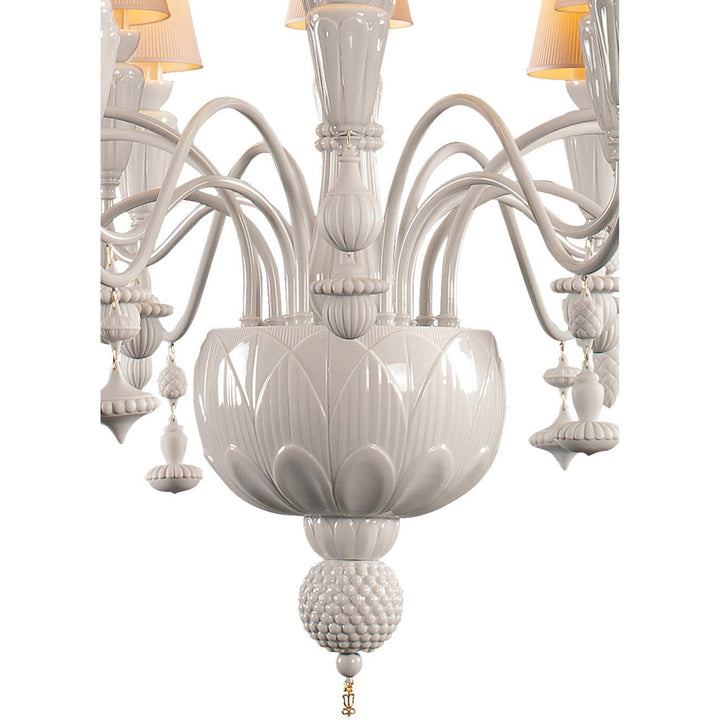 Image 4 Lladro Ivy and Seed 16 Lights Chandelier. Medium Flat Model. White (US) - 01023853