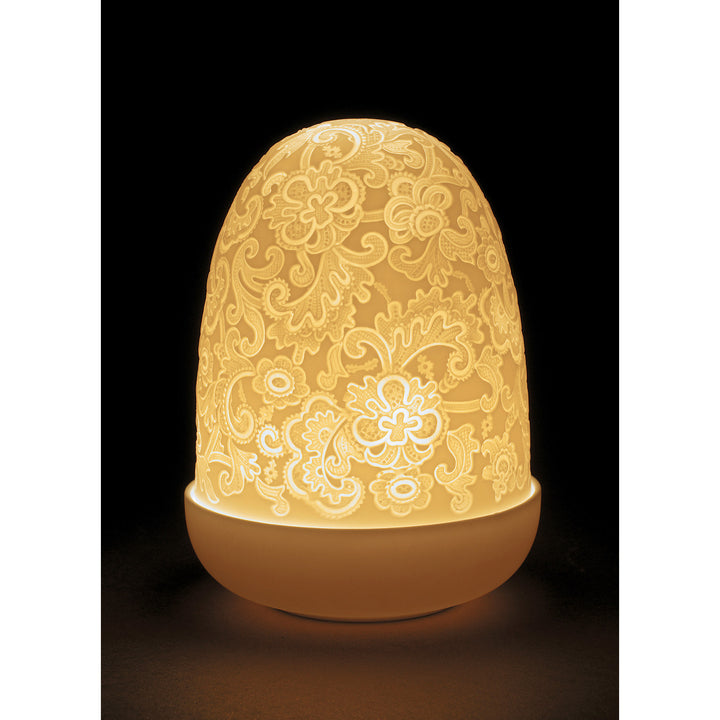 Image 2 Lladro Lace Dome Table Lamp - 01023890