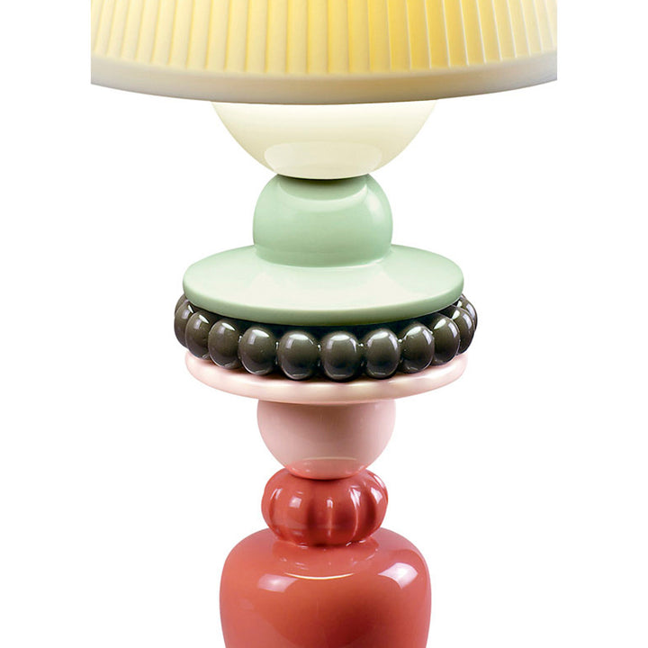 Image 2 Lladro Sunflower Firefly Table Lamp. Ivory - 01023921