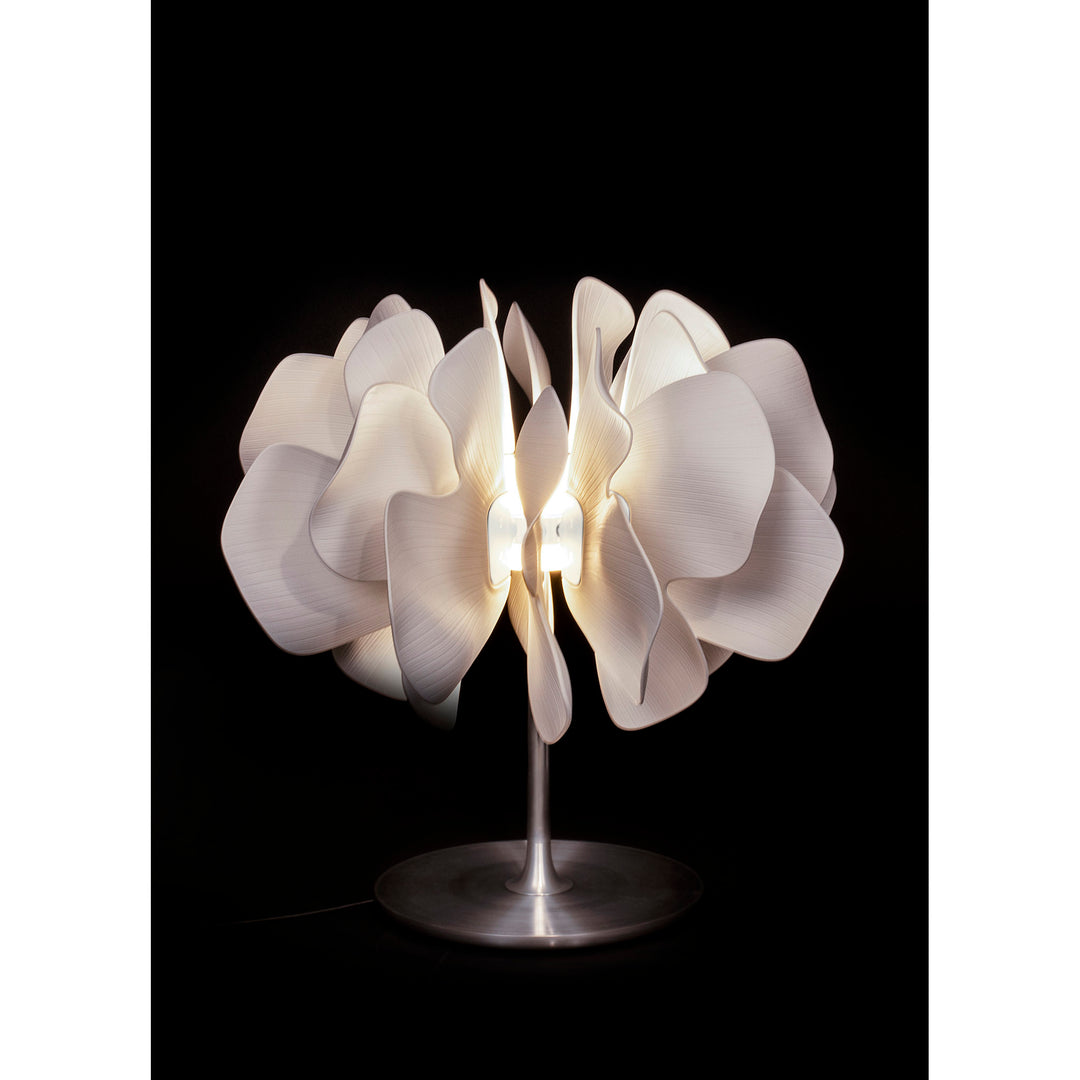 Image 2 Lladro Nightbloom Table Lamp. White. (US) - 01023977