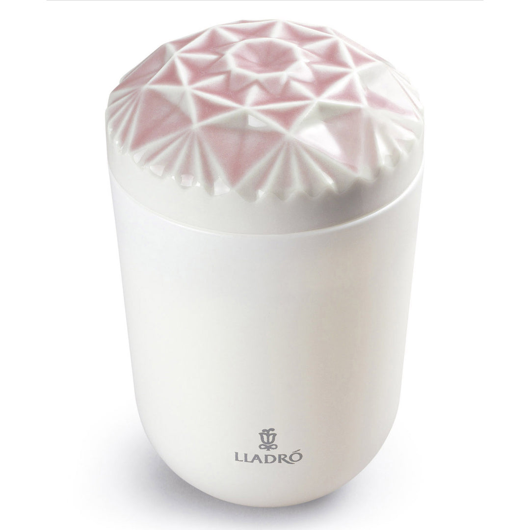 Lladro Echoes of Nature Candle. I Love You, Mom Scent - 01040148