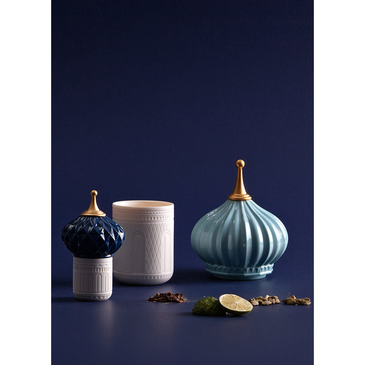 Image 4 Lladro Blue Spire Candle 1001 Lights. Unbreakable Spirit Scent - 01040155